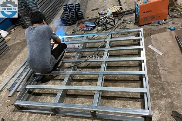 hàn pallet sắt