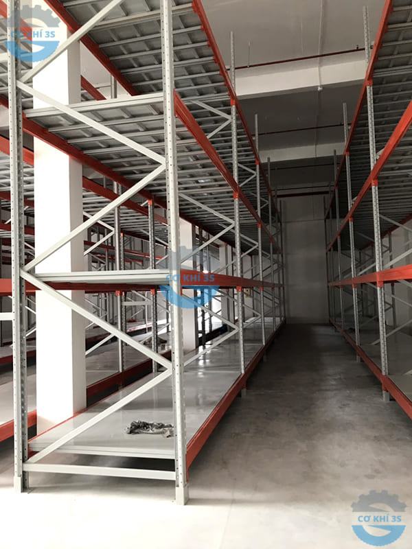 Kệ để vải cuộn hạng nặng sàn tôn 5 tầng tải 1300kg - Ảnh 3