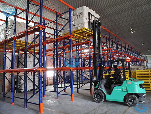 Kệ Drive In (FIFO) 800kg