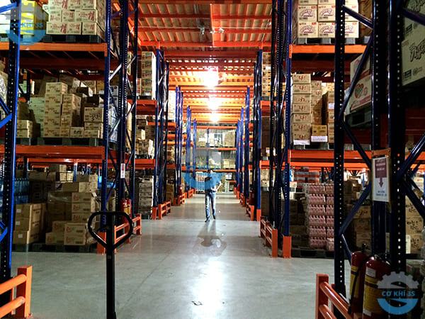 Kệ sàn công nghiệp 2 tầng beam chịu tải 1500kg/tầng