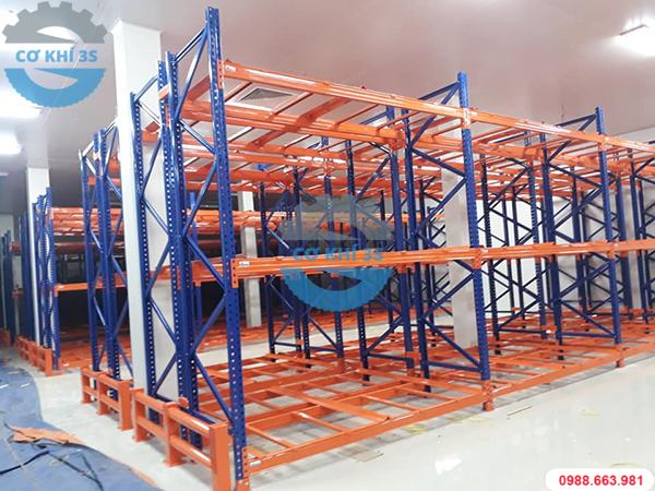 Kệ hạng nặng 3 tầng