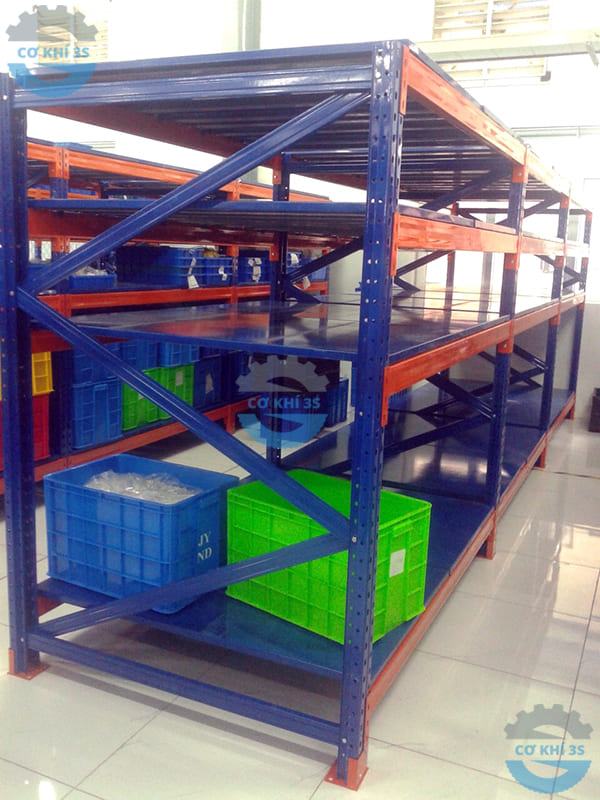 Kệ selective sàn tôn úp 4 tầng 800kg