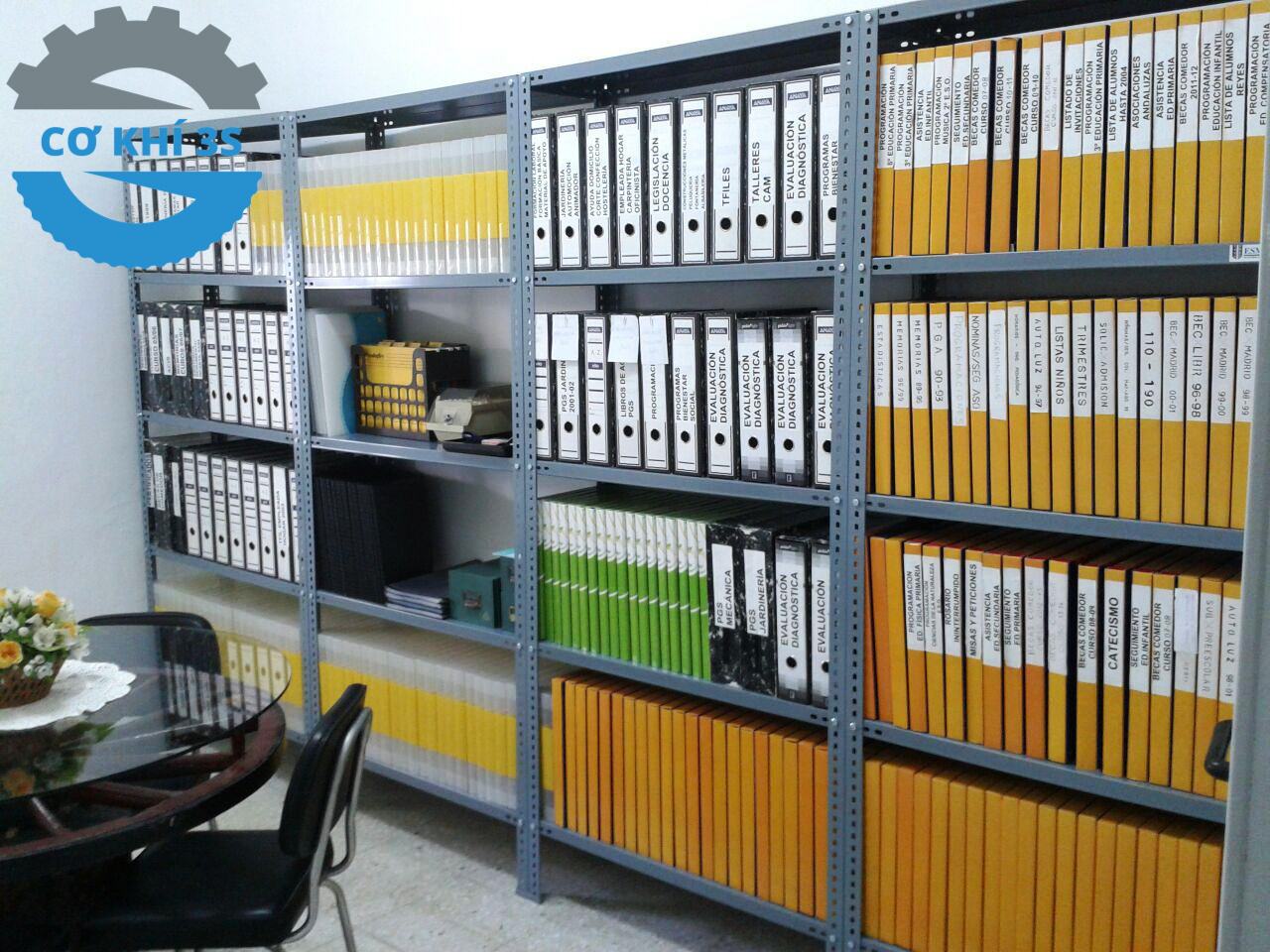 Kệ sắt để đồ dùng văn phòng nhà kho