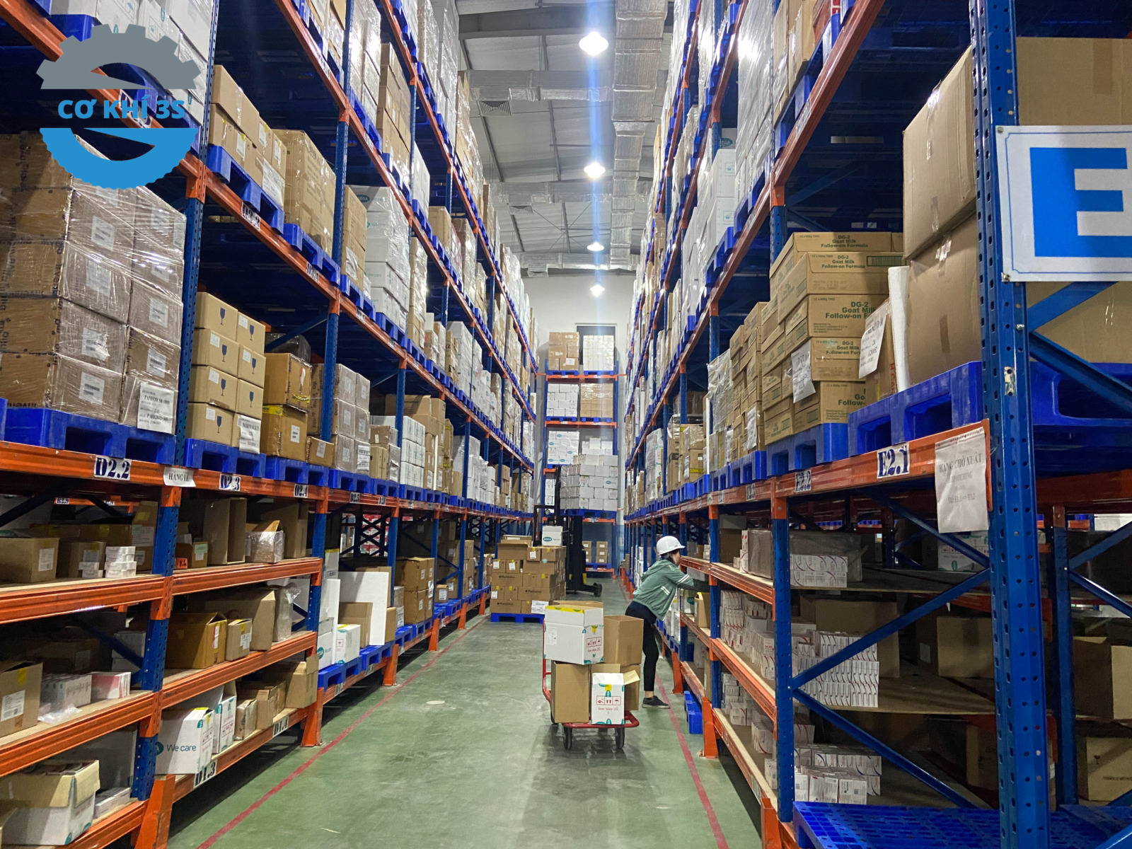 Đặc điểm cấu tạo giá kệ để hàng công nghiệp