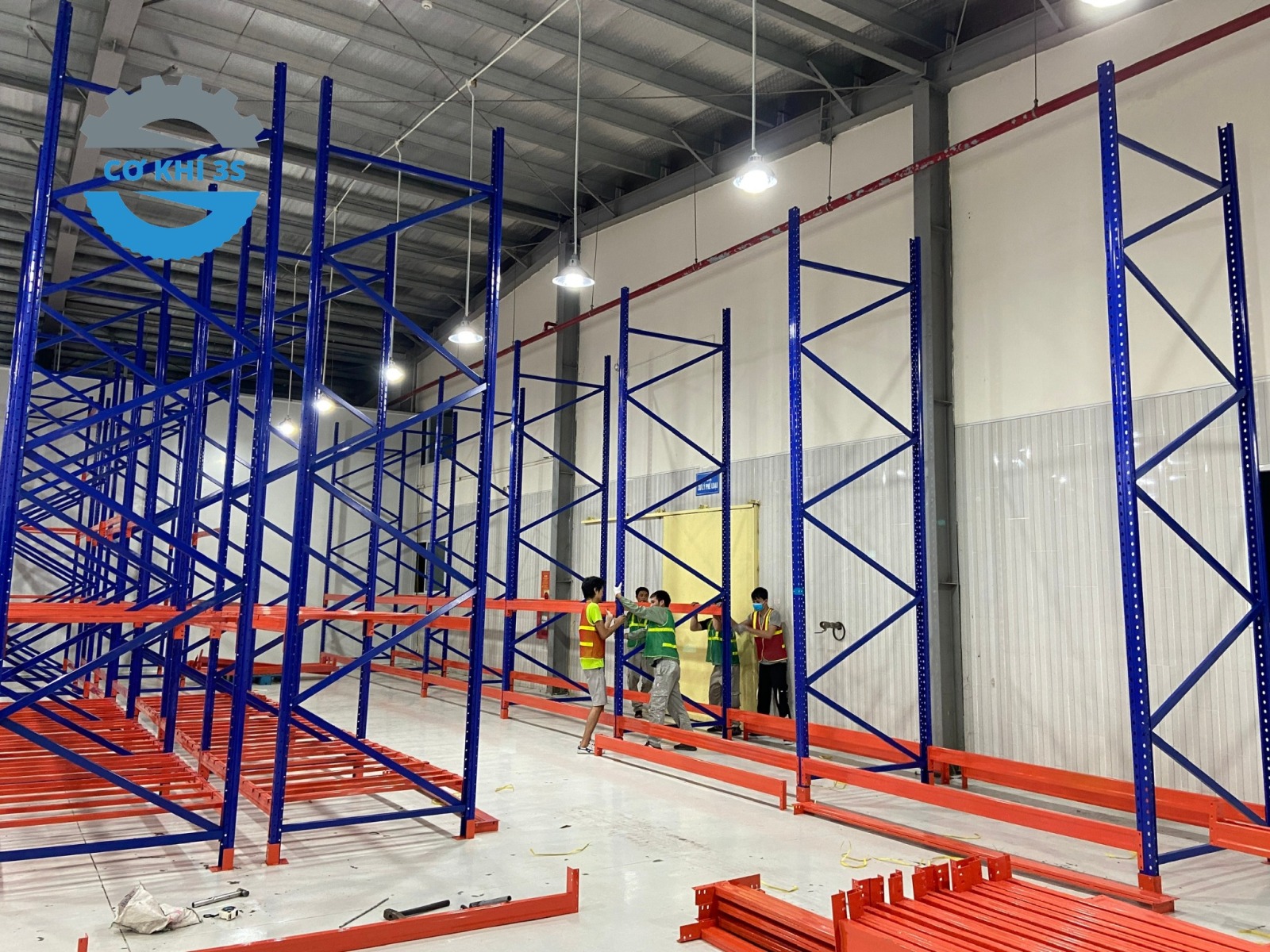 Quy trình thi công lắp đặt kệ kho công nghiệp