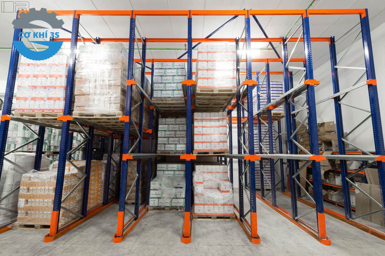 Ưu điểm vượt trội của kệ Drive in