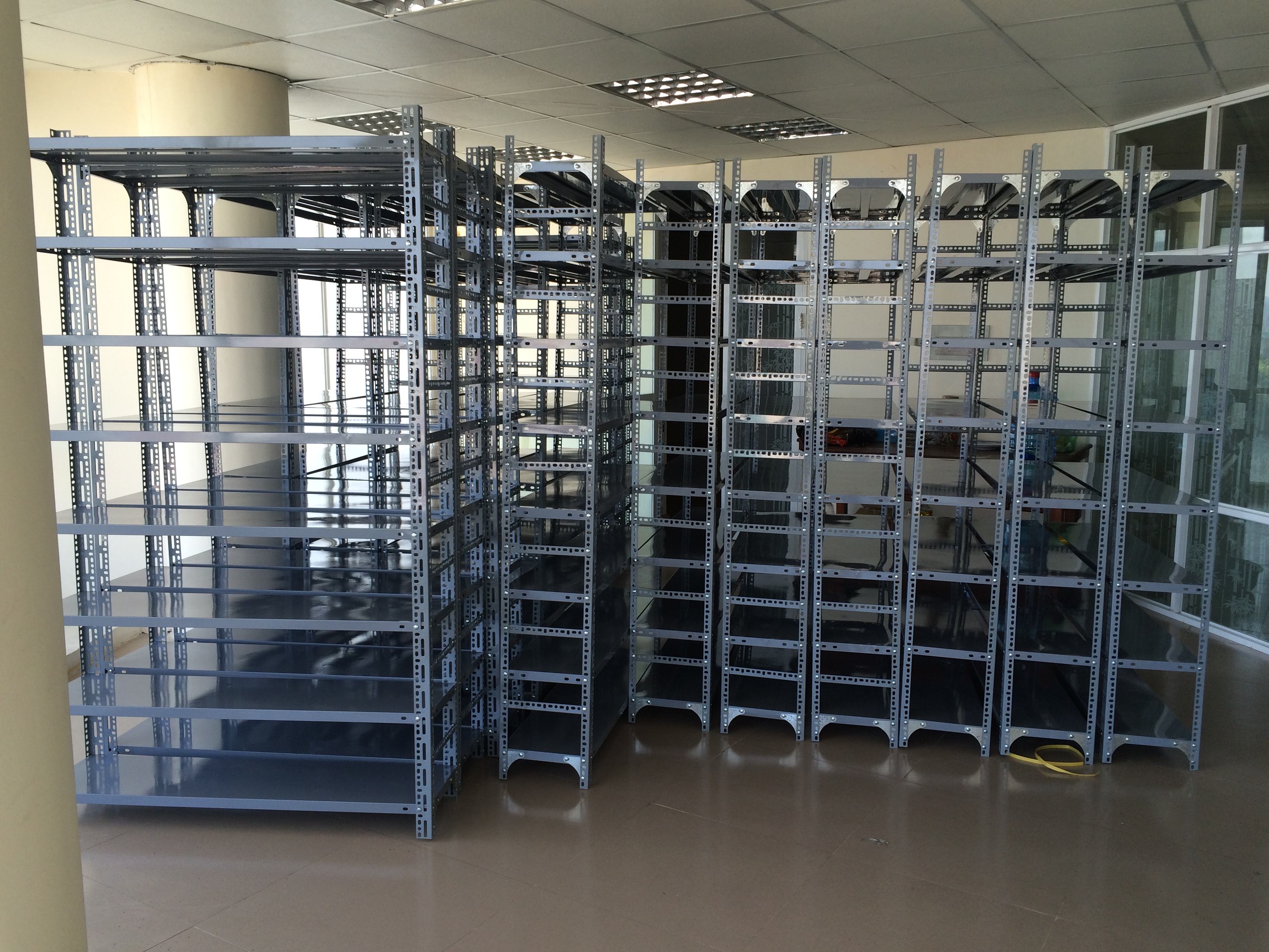 Kệ sắt Cơ khí 3s