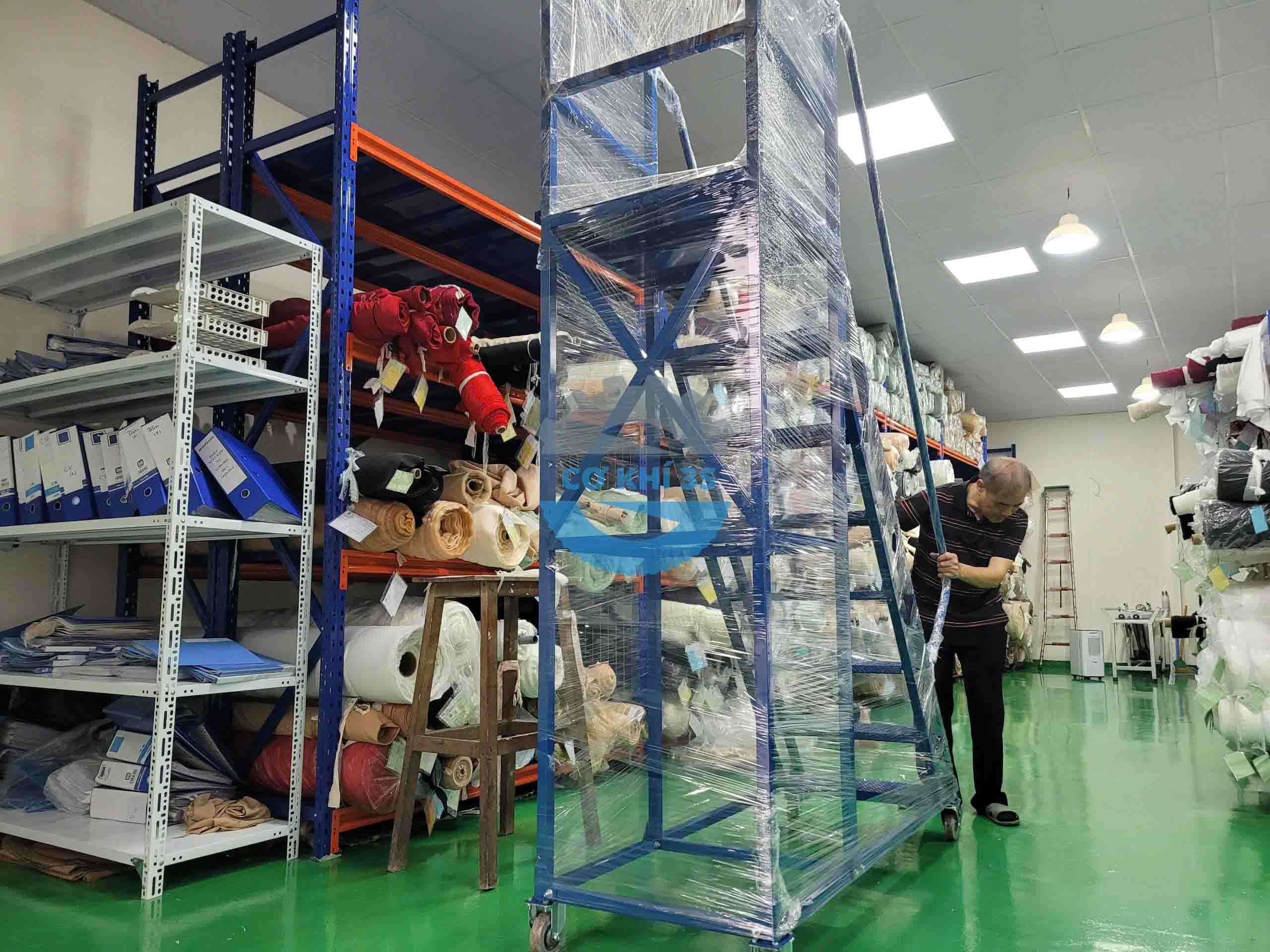 Thang lấy hàng di động cao 1500mm - Ảnh 14